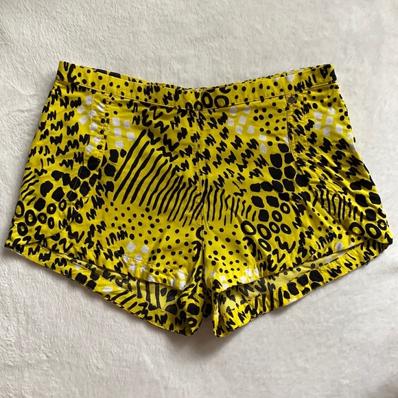 Vans Off the Wall | Reflektor Animal Print Shorts (M) - Picture 2 of 13